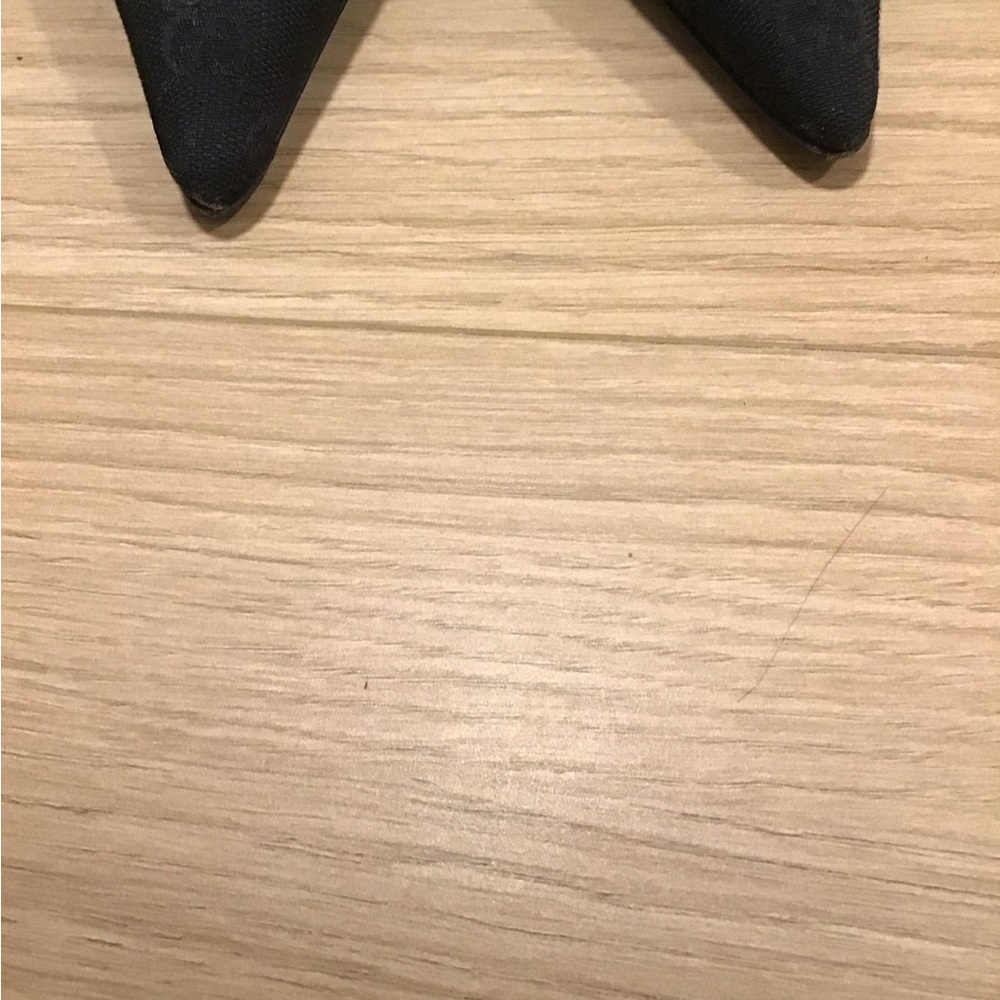 Authentic Gucci Black Women's GG Logo Mules - Picture 6 of 8